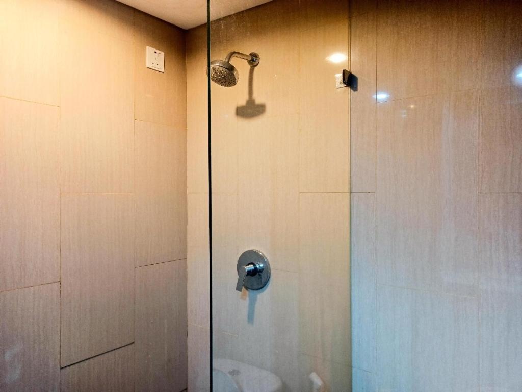 Cozy The H Residence Cawang By Bonzela Property Jakarta Eksteriør billede