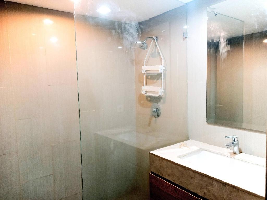 Cozy The H Residence Cawang By Bonzela Property Jakarta Eksteriør billede